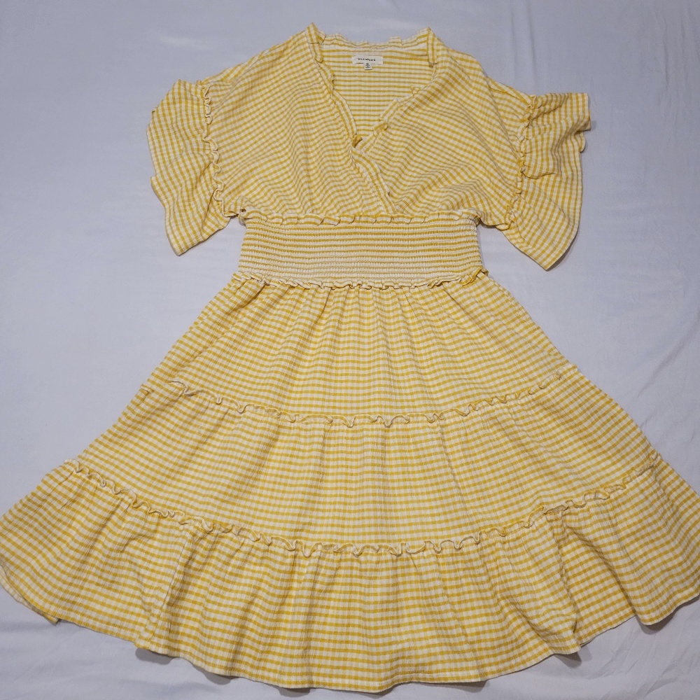 Max Studio Women's Yellow and White Flowy  Ruffle  Vneck Dress Size Medium